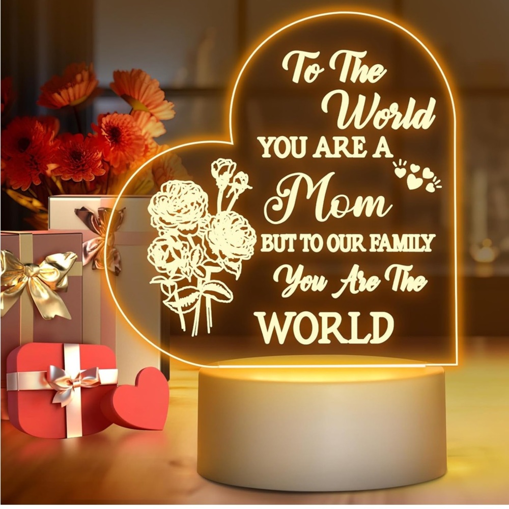 MOM Heart Night Light “To Our Family, You Are the World” (LED) – NEW IN BOX